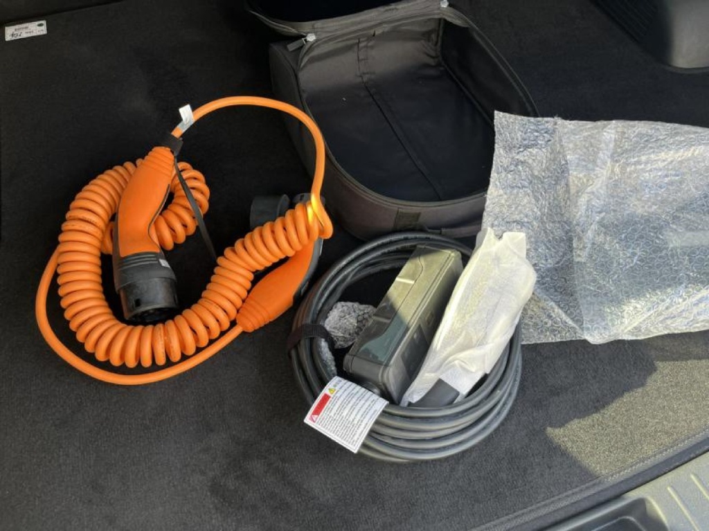 HYUNDAI Santa Fe Santa Fe 1.6 T-GDI Signa.Plug-In Hybrid 4WD 5-Sitz 1.6 Plugin Hybrid (Benzin) 180hp 4WD - ref: 7-55980 - Photo 16