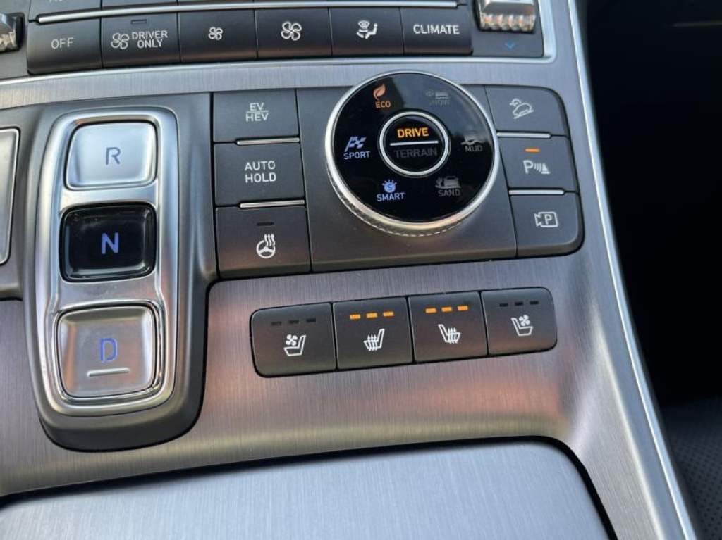 HYUNDAI Santa Fe Santa Fe 1.6 T-GDI Signa.Plug-In Hybrid 4WD 5-Sitz 1.6 Plugin Hybrid (Benzin) 180hp 4WD - ref: 7-55980 - Photo 19