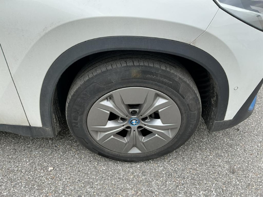 BMW iX1 iX1 xDrive30   Elektro 313hp - ref: 7-55987 - Photo 18