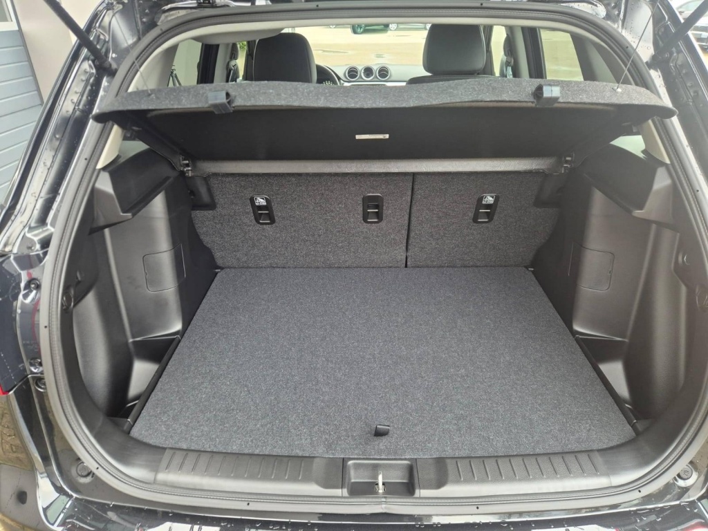 SUZUKI Vitara Comfort+ 1.4 Gasoline 110hp 4x4 - ref: 7-56037 - Photo 10