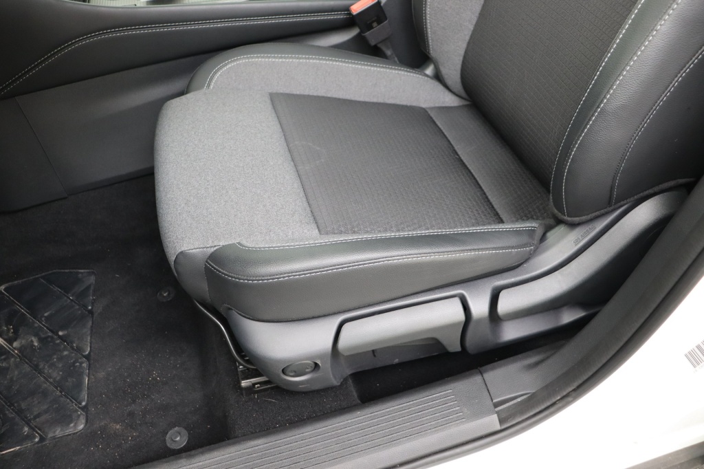 NISSAN Qashqai N-Connecta Winter Comfort + PANO + 2 Tone 1.3 DIG-T MHEV 158 hp Xtronic 2WD - ref: 7-56068 - Photo 15