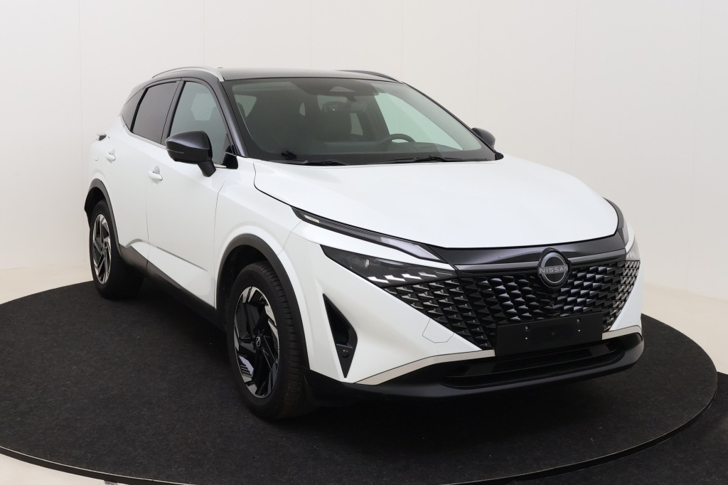 NISSAN Qashqai N-Connecta Winter Comfort + PANO + 2 Tone 1.3 DIG-T MHEV 158 hp Xtronic 2WD - ref: 7-56068 - Photo 3