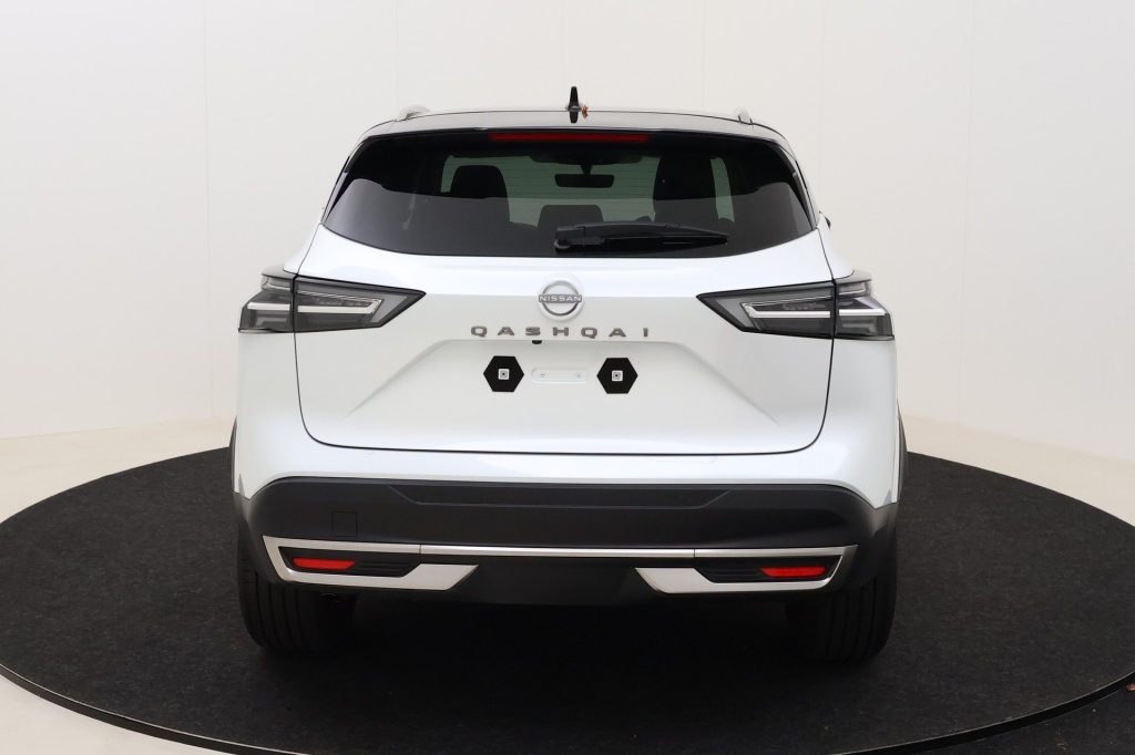 NISSAN Qashqai N-Connecta Winter Comfort + PANO + 2 Tone 1.3 DIG-T MHEV 158 hp Xtronic 2WD - ref: 7-56083 - Photo 7