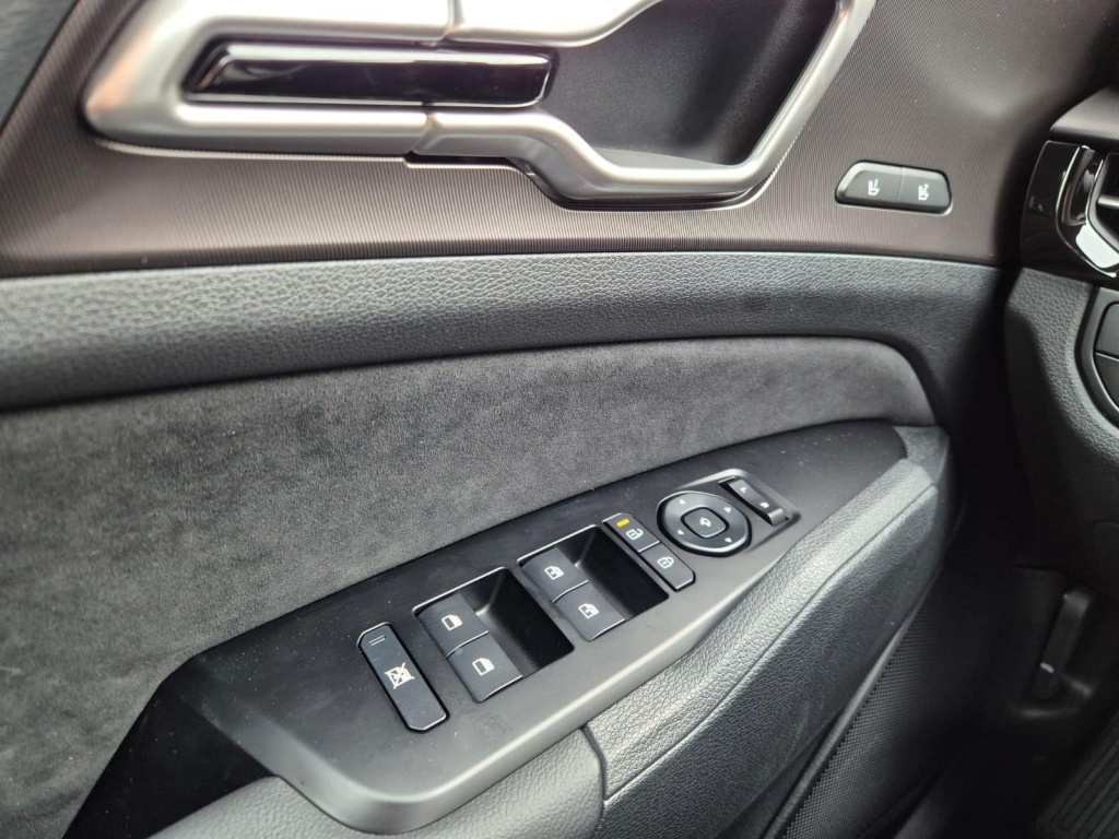 KIA Sportage 1.6 Gasoline 180hp 4x4 - ref: 7-56265 - Photo 15