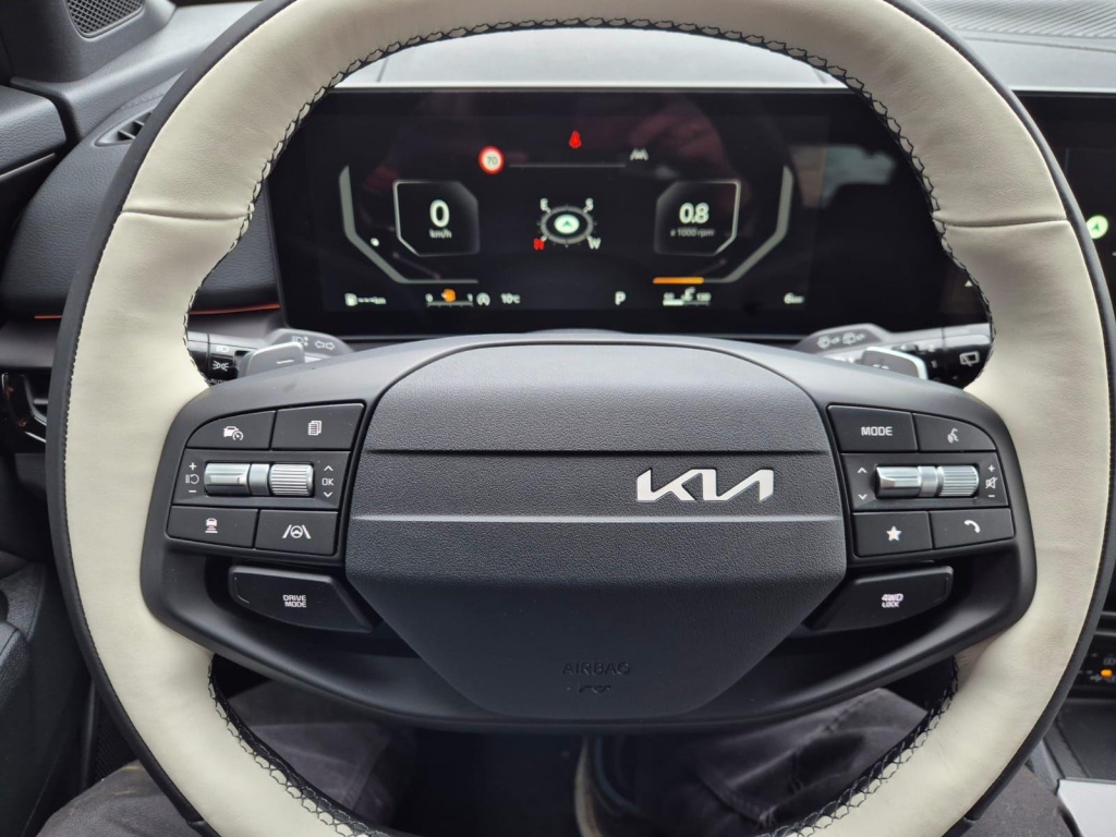 KIA Sportage 1.6 Gasoline 180hp 4x4 - ref: 7-56266 - Photo 17