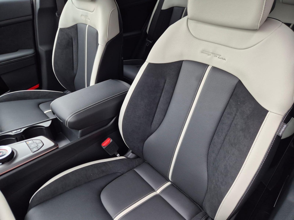 KIA Sportage 1.6 Gasoline 180hp 4x4 - ref: 7-56267 - Photo 12