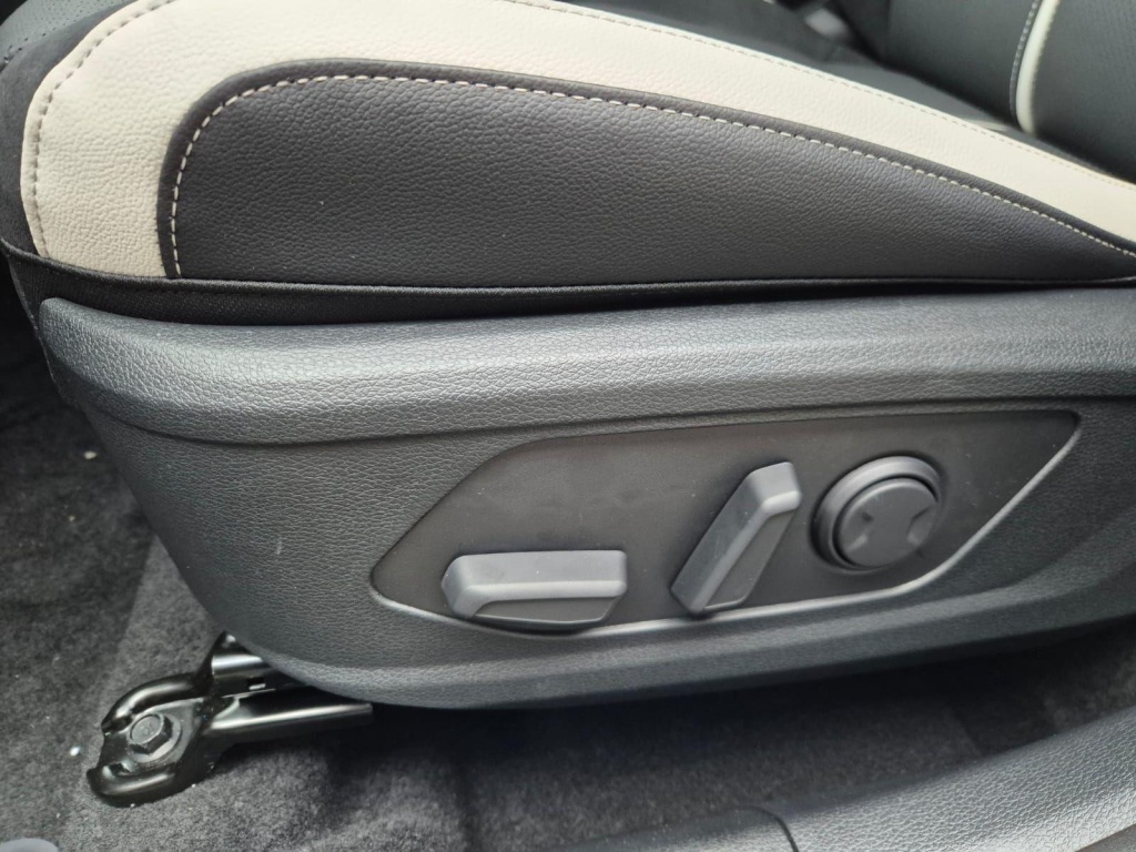 KIA Sportage 1.6 Gasoline 180hp 4x4 - ref: 7-56267 - Photo 14