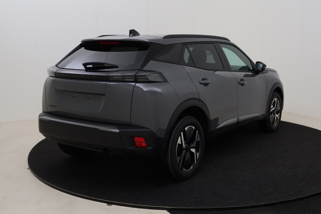 PEUGEOT 2008 Allure  1.2 Turbo 100 hp Man. 6    - ref: 7-56301 - Photo 6