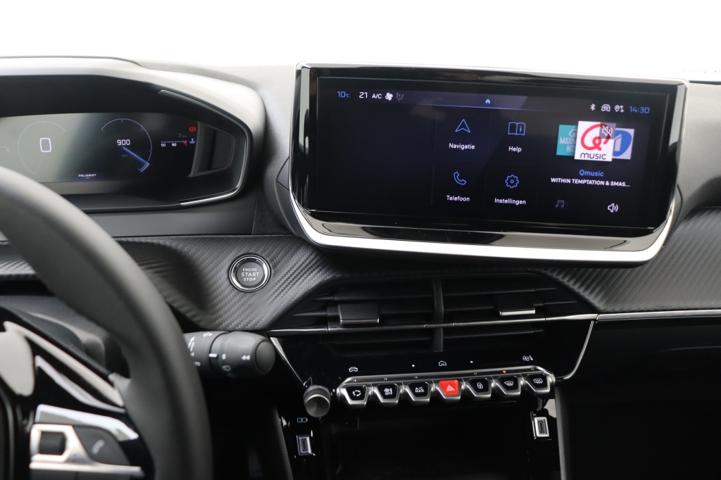 PEUGEOT 2008 Allure  1.2 Turbo 100 hp Man. 6    - ref: 7-56330 - Photo 20