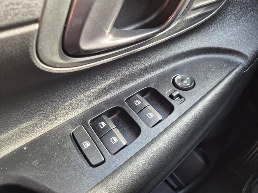 HYUNDAI i20 1.0 Gasoline 90hp - ref: 7-56486 - Photo 13