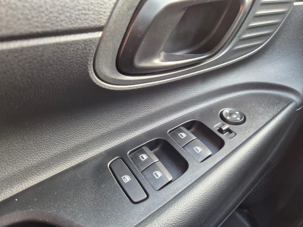 HYUNDAI i20 1.0 Gasoline 90hp - ref: 7-56489 - Photo 13