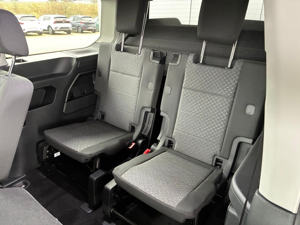 FORD Tourneo Titanium 1.5L EcoBoost - ref: 7-56600 - Photo 7