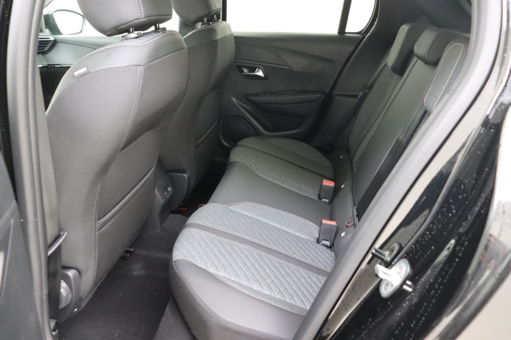 PEUGEOT 208 Envy 1.2 Turbo 100 hp Man. 6    - ref: 7-56711 - Photo 14