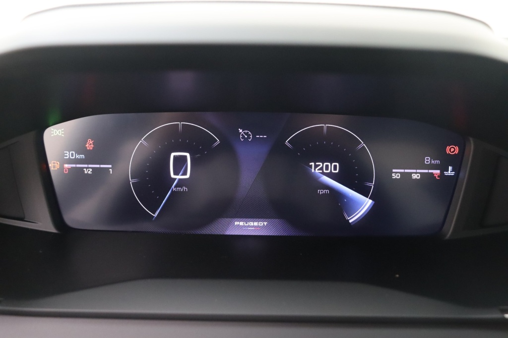 PEUGEOT 208 Envy 1.2 Turbo 100 hp Man. 6    - ref: 7-56711 - Photo 18