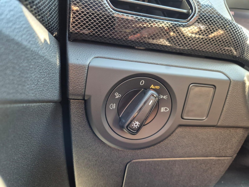 VOLKSWAGEN T-Cross 1.0 TSI - ref: 7-56826 - Photo 14