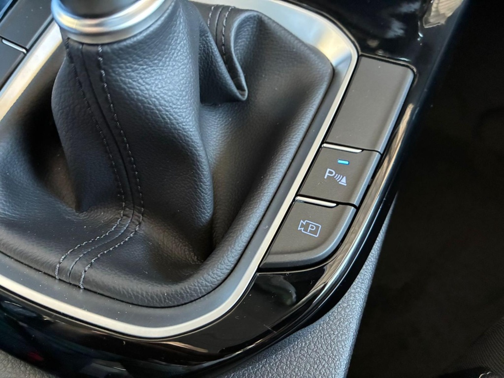 HYUNDAI i30 Comfort 1.5L GDI (95 PS) gasoline - ref: 7-57094 - Photo 18