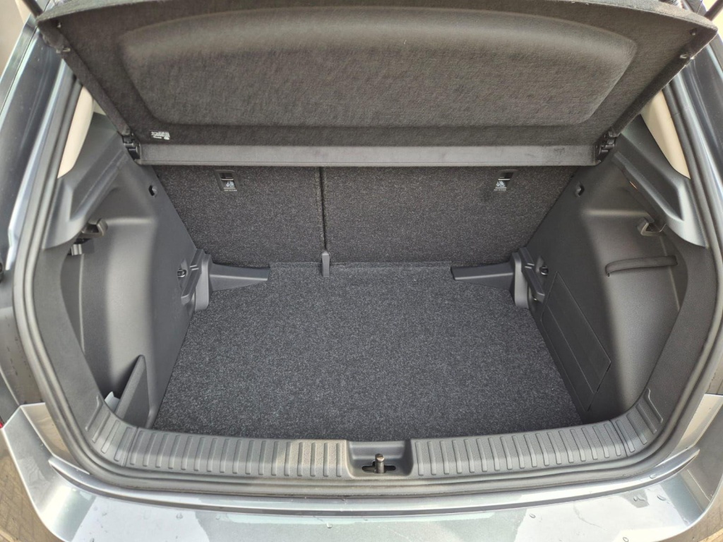 SKODA Fabia 1.0 Gasoline 95hp - ref: 7-57171 - Photo 9