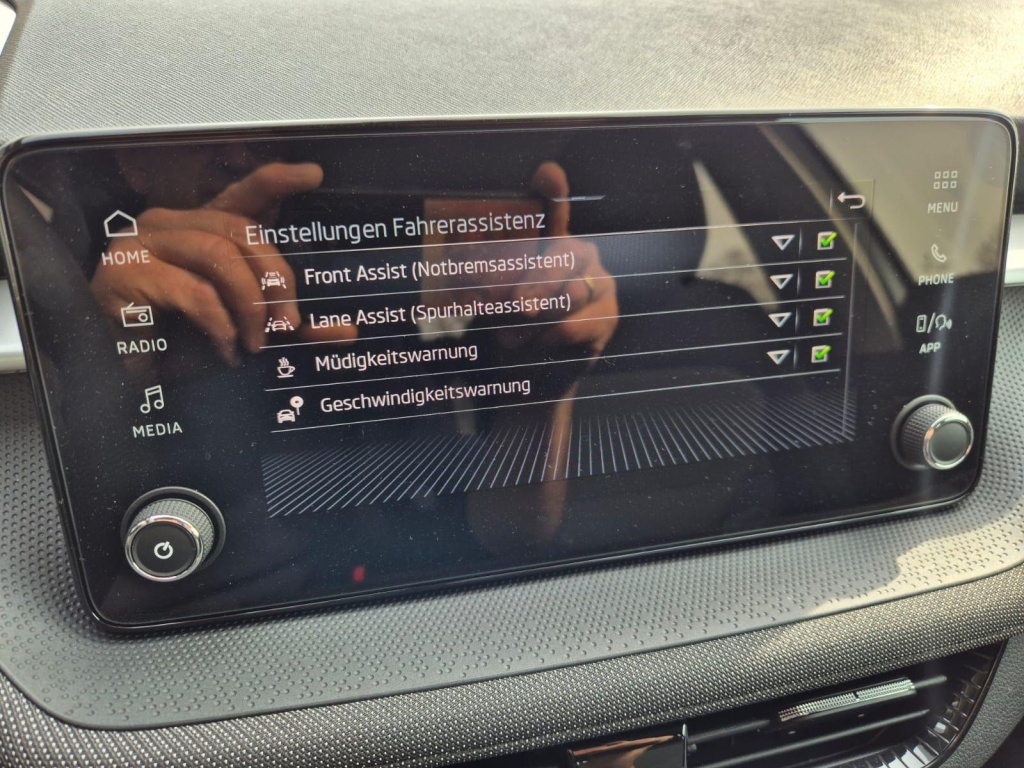 SKODA Fabia 1.0 Gasoline 95hp - ref: 7-57172 - Photo 19