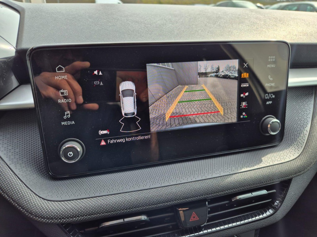 SKODA Fabia 1.0 Gasoline 95hp - ref: 7-57172 - Photo 20