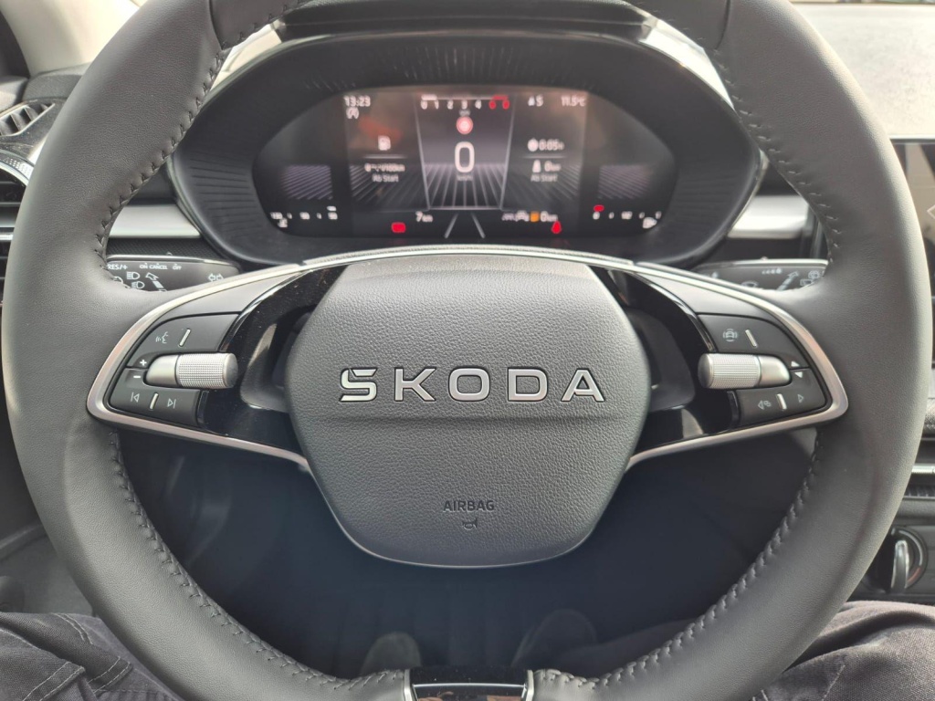 SKODA Fabia 1.0 Gasoline 95hp - ref: 7-57173 - Photo 15