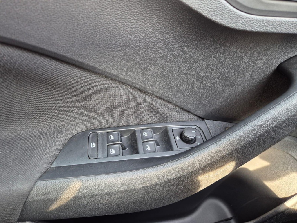 SKODA Kamiq 1.0 Gasoline 116hp DSG - ref: 7-57236 - Photo 15