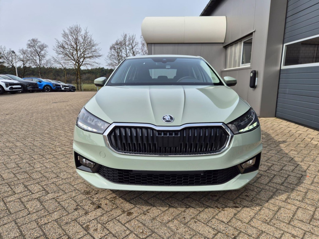 SKODA Fabia 1.0 Gasoline 95hp - ref: 7-57237 - Photo 8