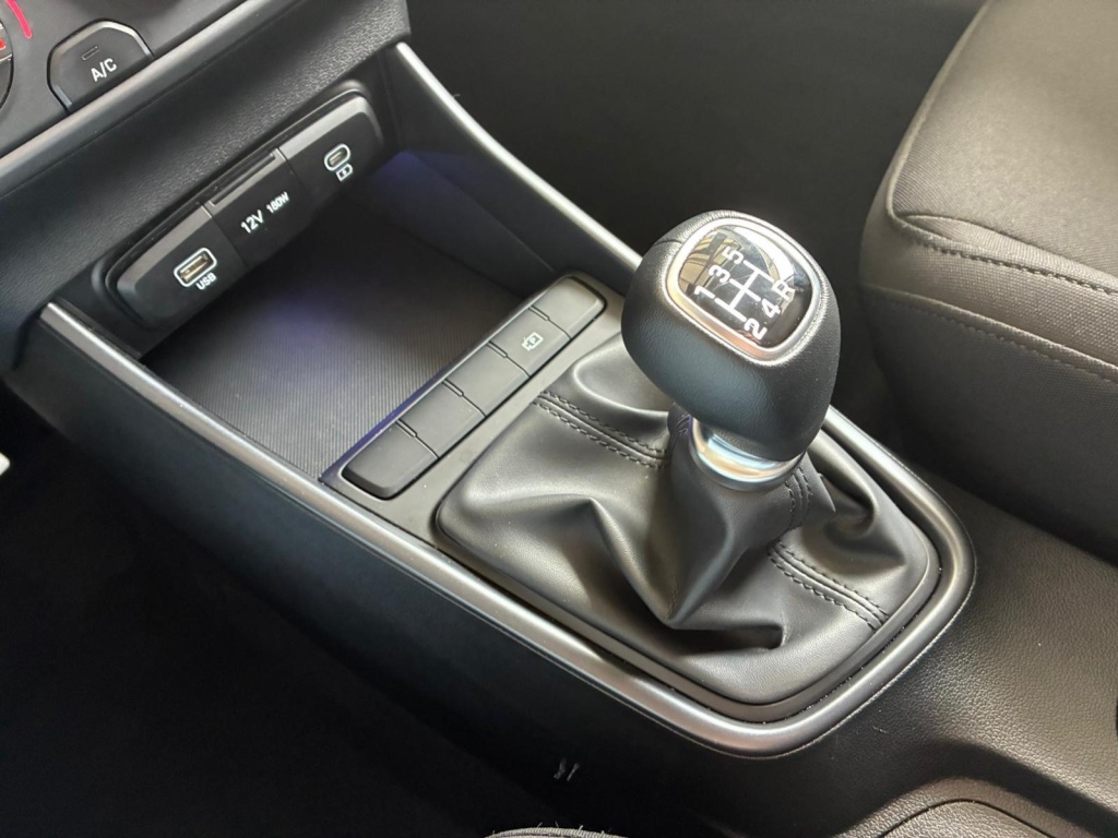 HYUNDAI Bayon Comfort 1.2 GDI 79 PS (5MT) - ref: 7-57458 - Photo 14