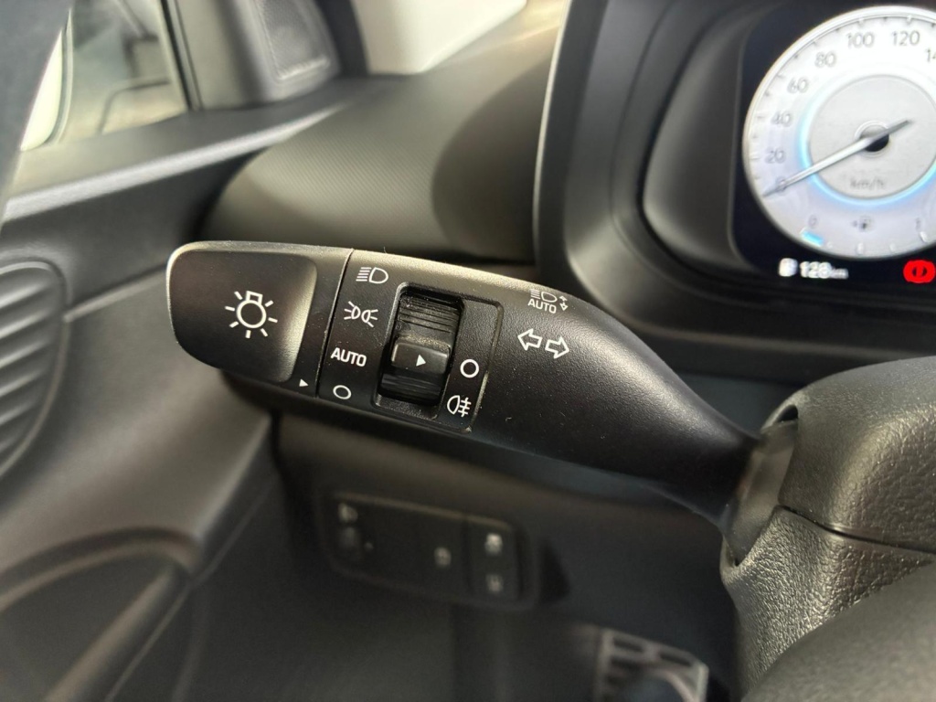 HYUNDAI Bayon Comfort 1.2 GDI 79 PS (5MT) - ref: 7-57458 - Photo 17