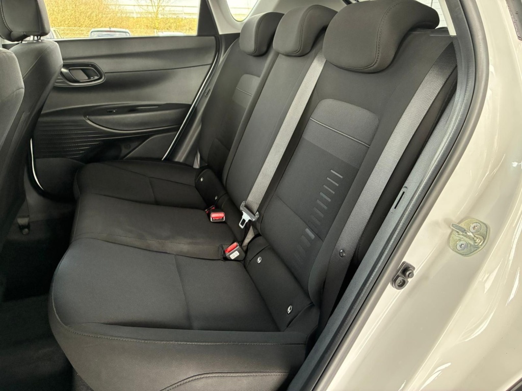 HYUNDAI Bayon Comfort 1.2 GDI 79 PS (5MT) - ref: 7-57458 - Photo 7