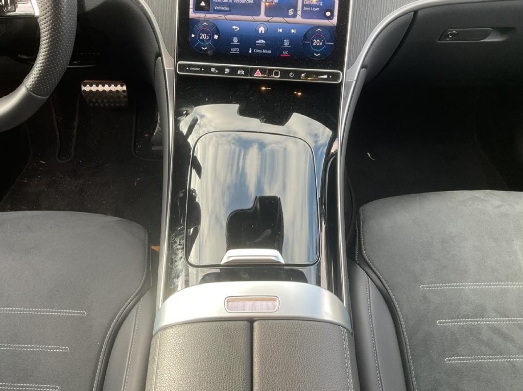 MERCEDES GLC AMG-Line 300 4Matic - ref: 7-57523 - Photo 11