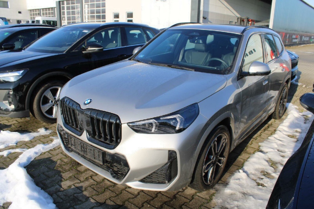 BMW X1 M Sport 20 d sDrive - ref: 7-57722 - Photo 2