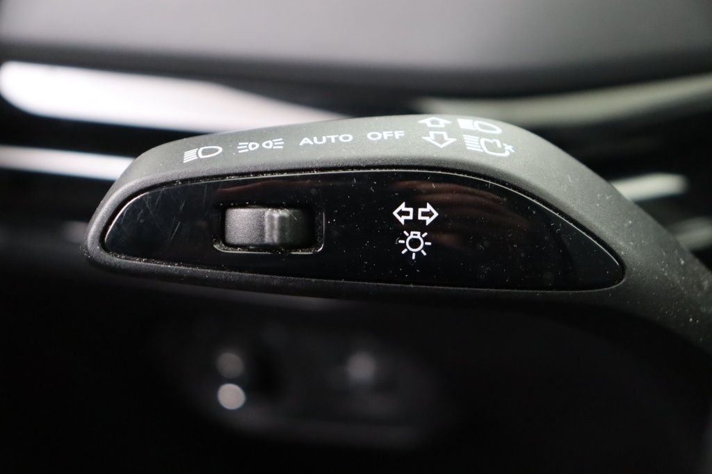 MG MG4 Luxury X-Power 64 kWh 6AT AWD - ref: 7-57912 - Photo 18