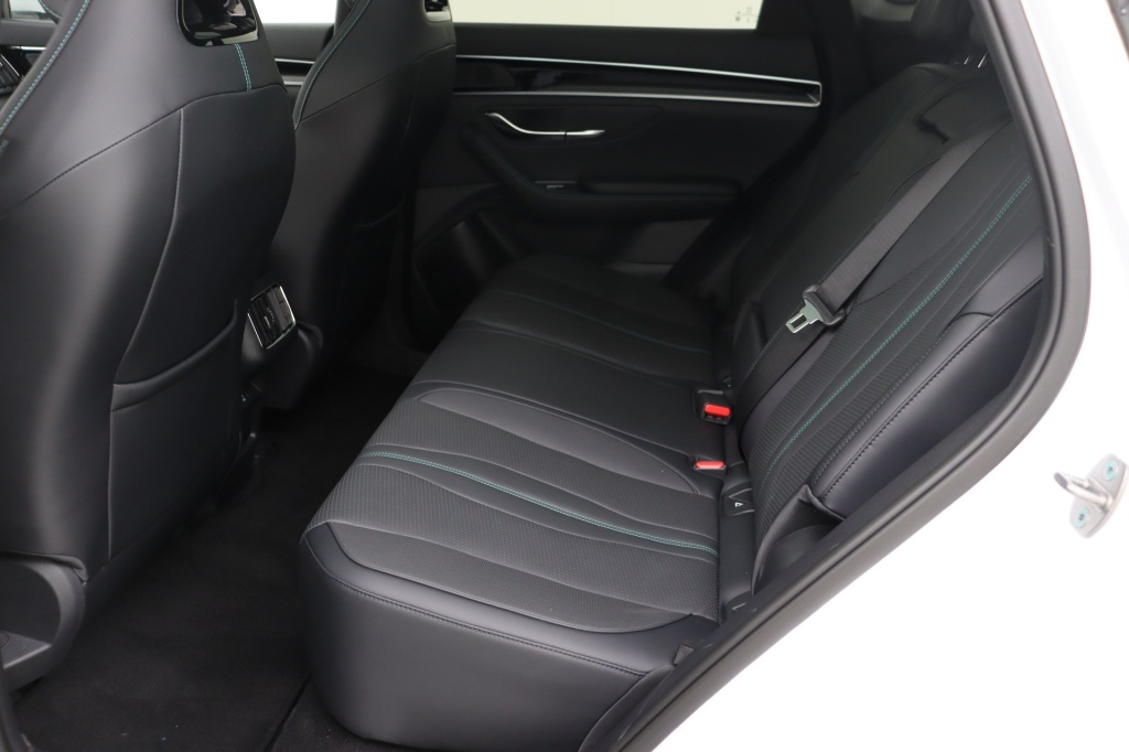 BYD Seal U Comfort 71,8 kWh 217 hp - ref: 7-58840 - Photo 16