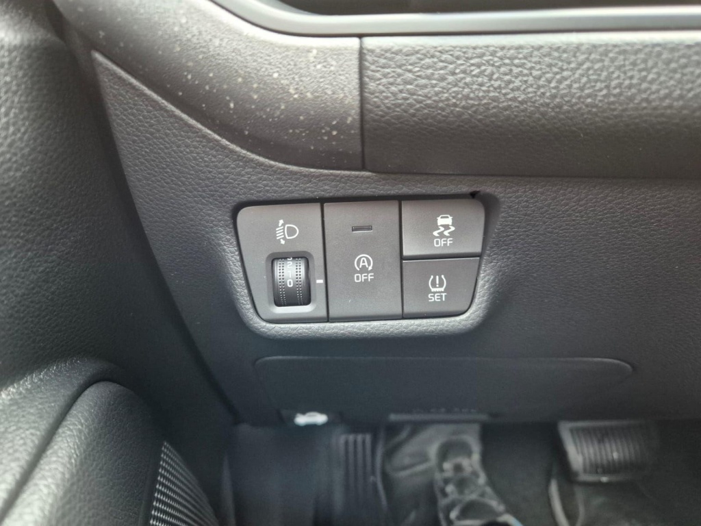 KIA Stonic Vision 1.0 Gasoline 101hp - ref: 7-59047 - Photo 14