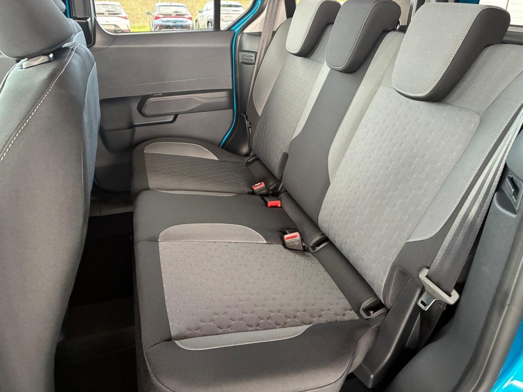 FORD Tourneo Titanium 1.0L Ecoboost - ref: 7-59116 - Photo 6