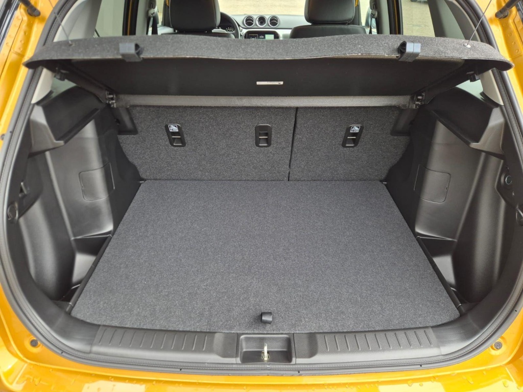 SUZUKI Vitara Comfort+ 1.4 Gasoline 110hp - ref: 7-59280 - Photo 10