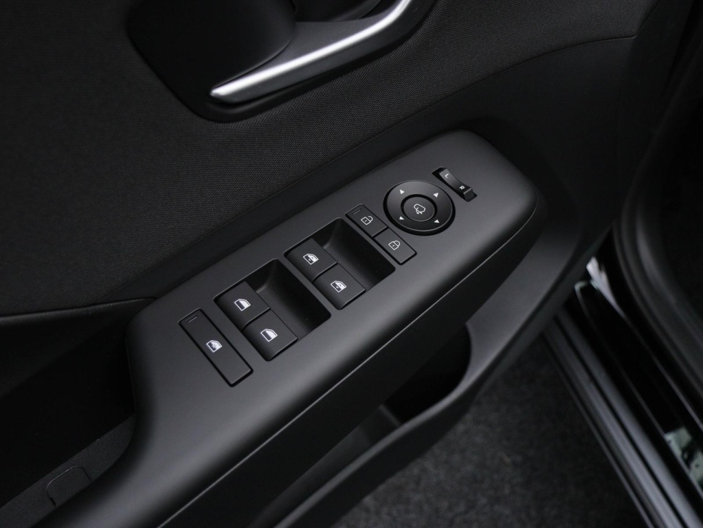 HYUNDAI Kona Base HEV MY26 - ref: 7-59851 - Photo 18