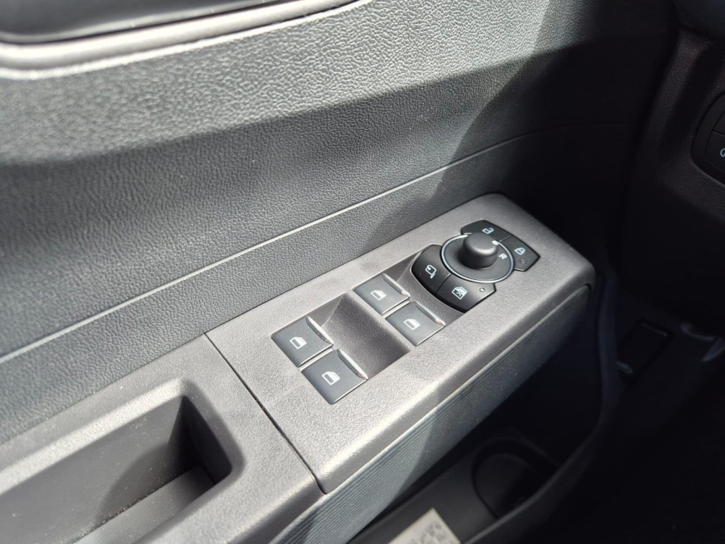 FORD Tourneo 1.0 Gasoline 125hp - ref: 7-59853 - Photo 14