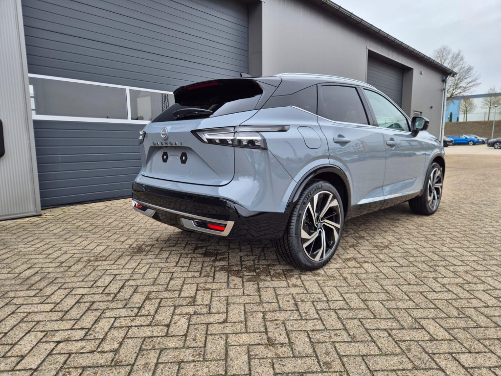 NISSAN Qashqai 1.3 Gasoline 158hp - ref: 7-60011 - Photo 4