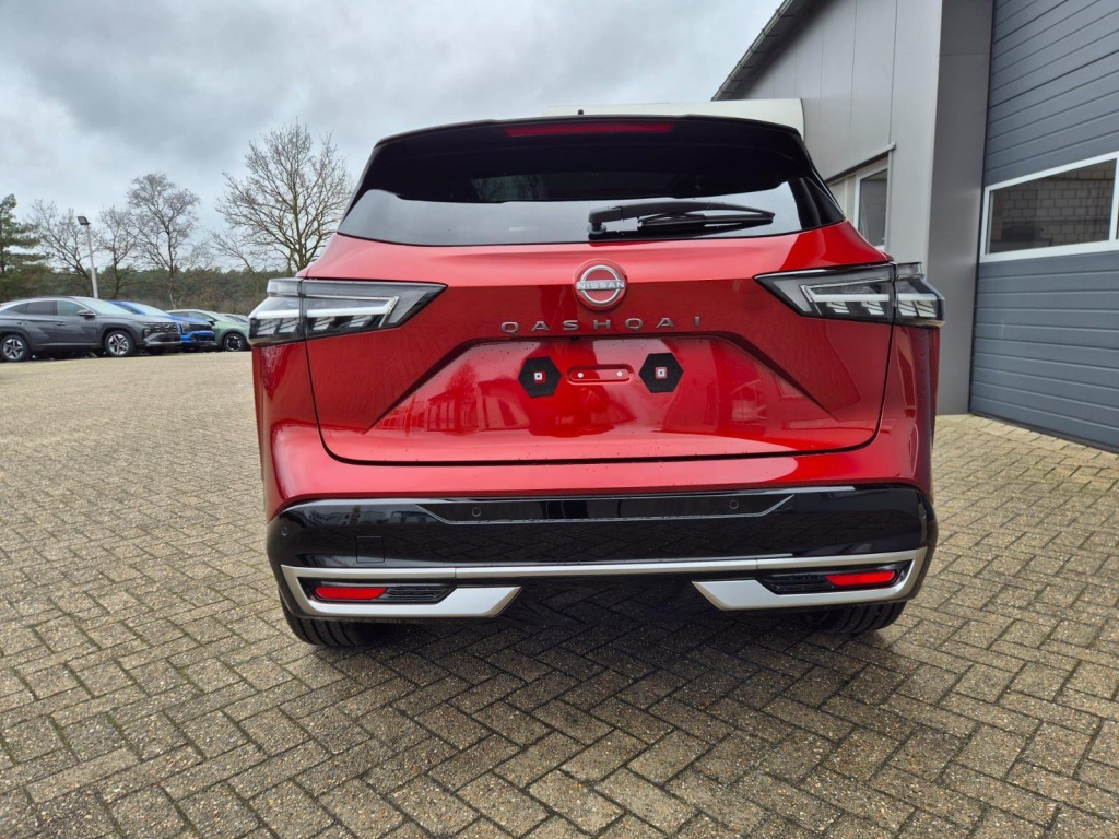 NISSAN Qashqai 1.3 Gasoline 158hp - ref: 7-60012 - Photo 2