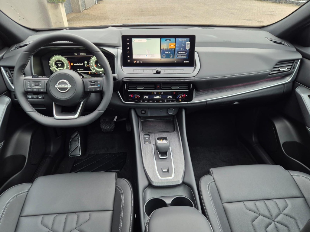 NISSAN Qashqai 1.3 Gasoline 158hp - ref: 7-60015 - Photo 13