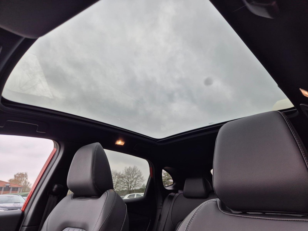 NISSAN Qashqai 1.3 Gasoline 158hp - ref: 7-60017 - Photo 10