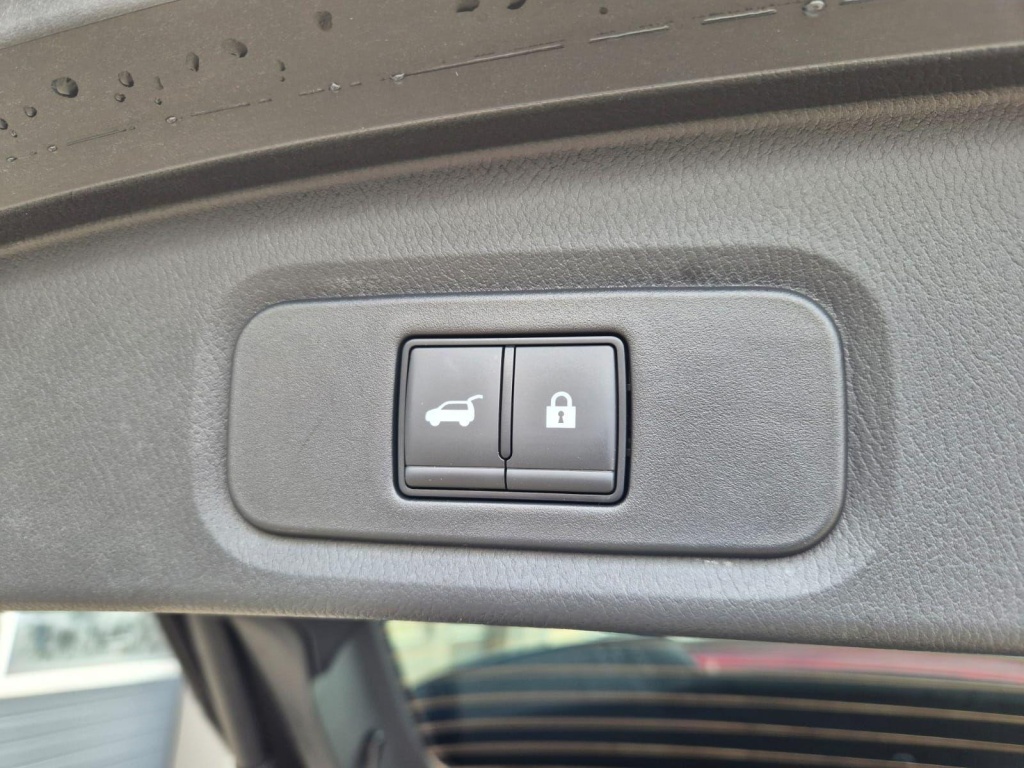 NISSAN Qashqai 1.3 Gasoline 158hp - ref: 7-60018 - Photo 12