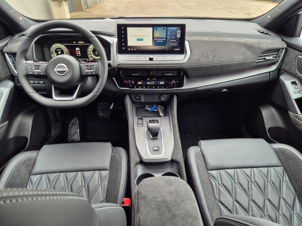 NISSAN Qashqai 1.3 Gasoline 158hp - ref: 7-60019 - Photo 14