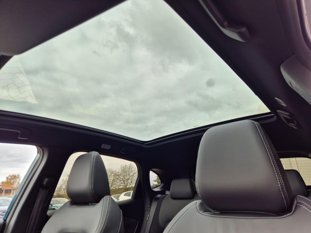 NISSAN Qashqai 1.3 Gasoline 158hp - ref: 7-60025 - Photo 10