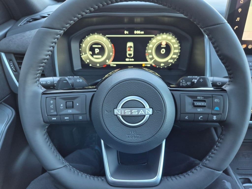 NISSAN Qashqai 1.3 Gasoline 158hp - ref: 7-60027 - Photo 19