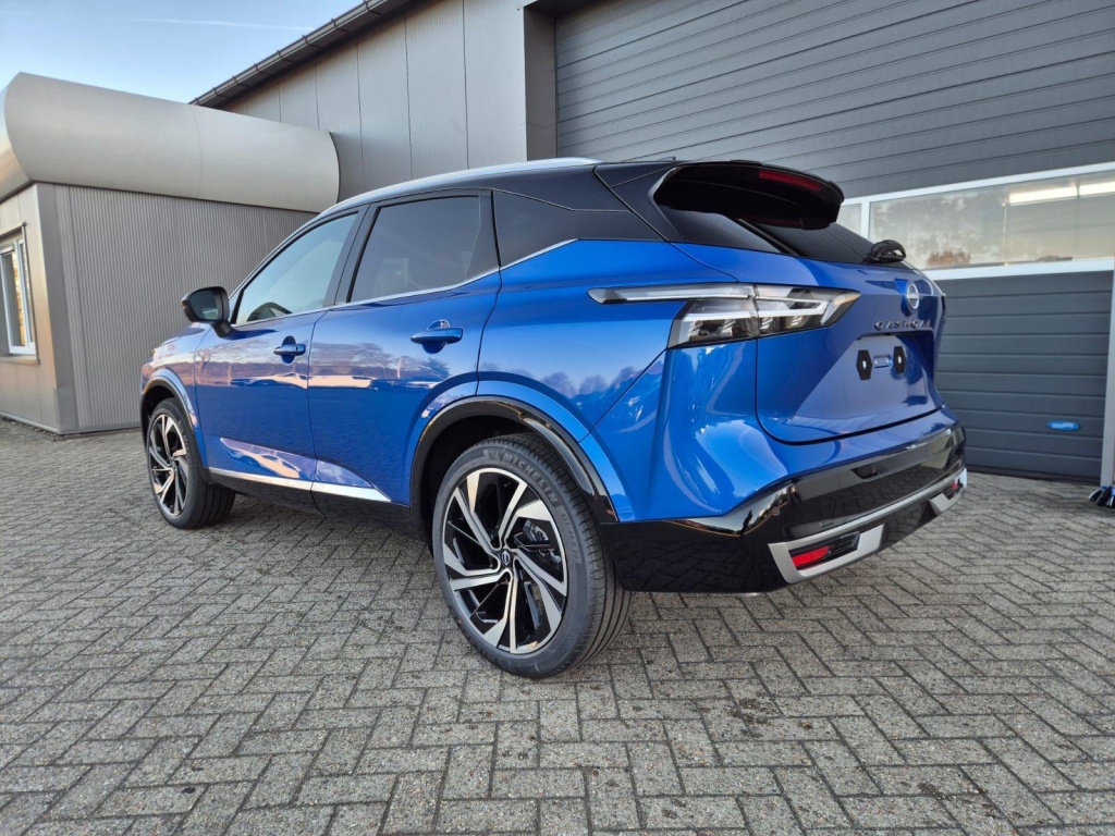 NISSAN Qashqai 1.3 Gasoline 158hp - ref: 7-60027 - Photo 3