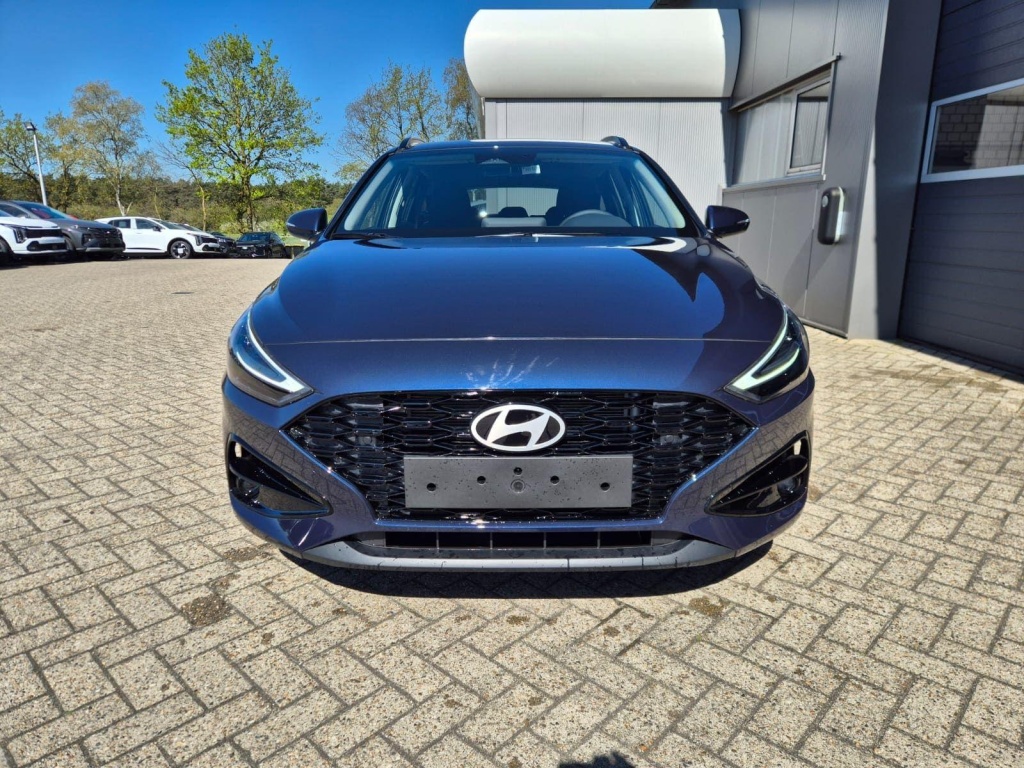 HYUNDAI i30 1.6 Gasoline 150hp - ref: 7-60190 - Photo 8