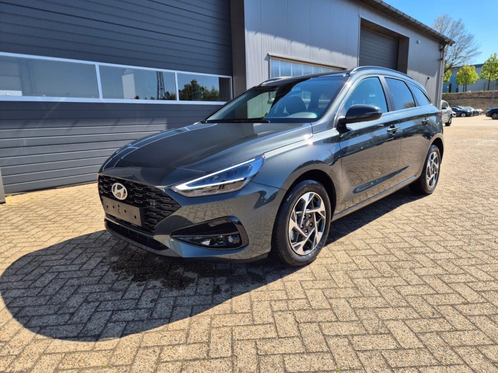 HYUNDAI i30 1.6 Gasoline 150hp - ref: 7-60193 - Photo 1