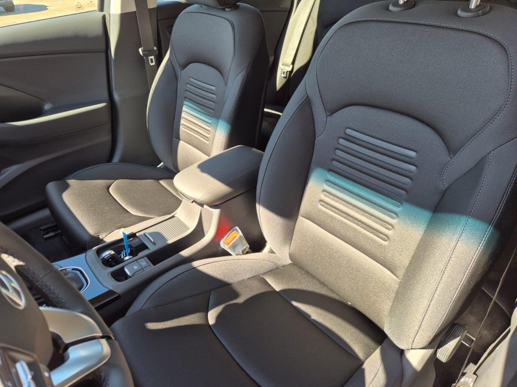 HYUNDAI i30 1.6 Gasoline 150hp - ref: 7-60193 - Photo 11